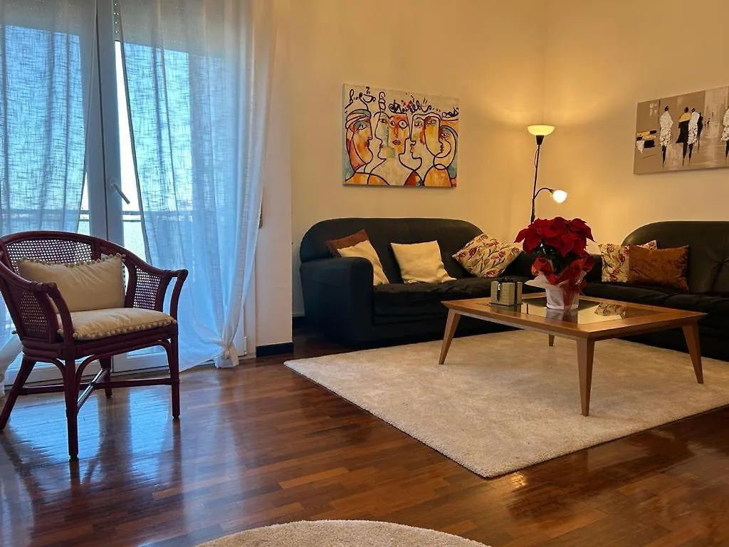 라벤나 Panoramico72 아파트 이탈리아